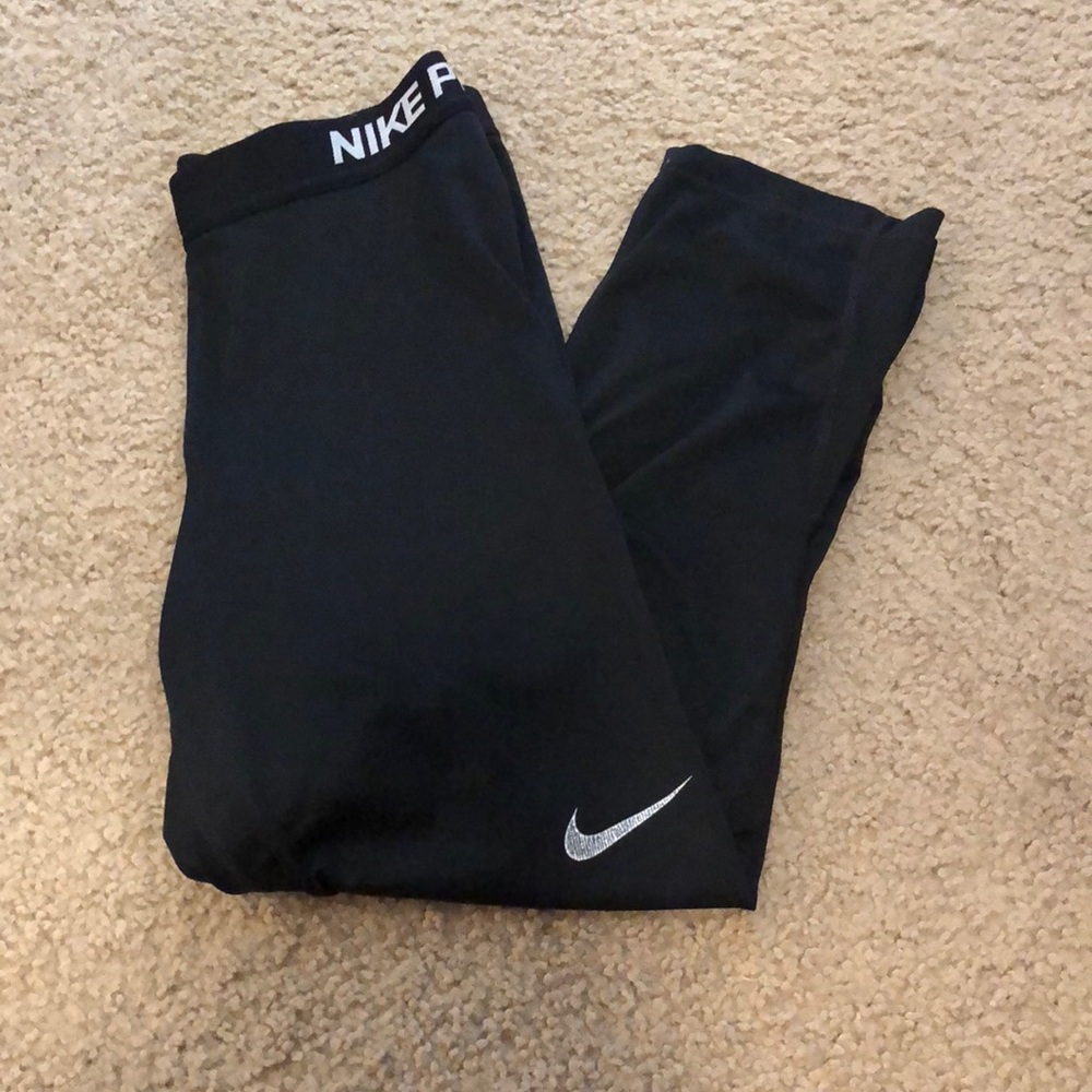 Nike Pro Capris